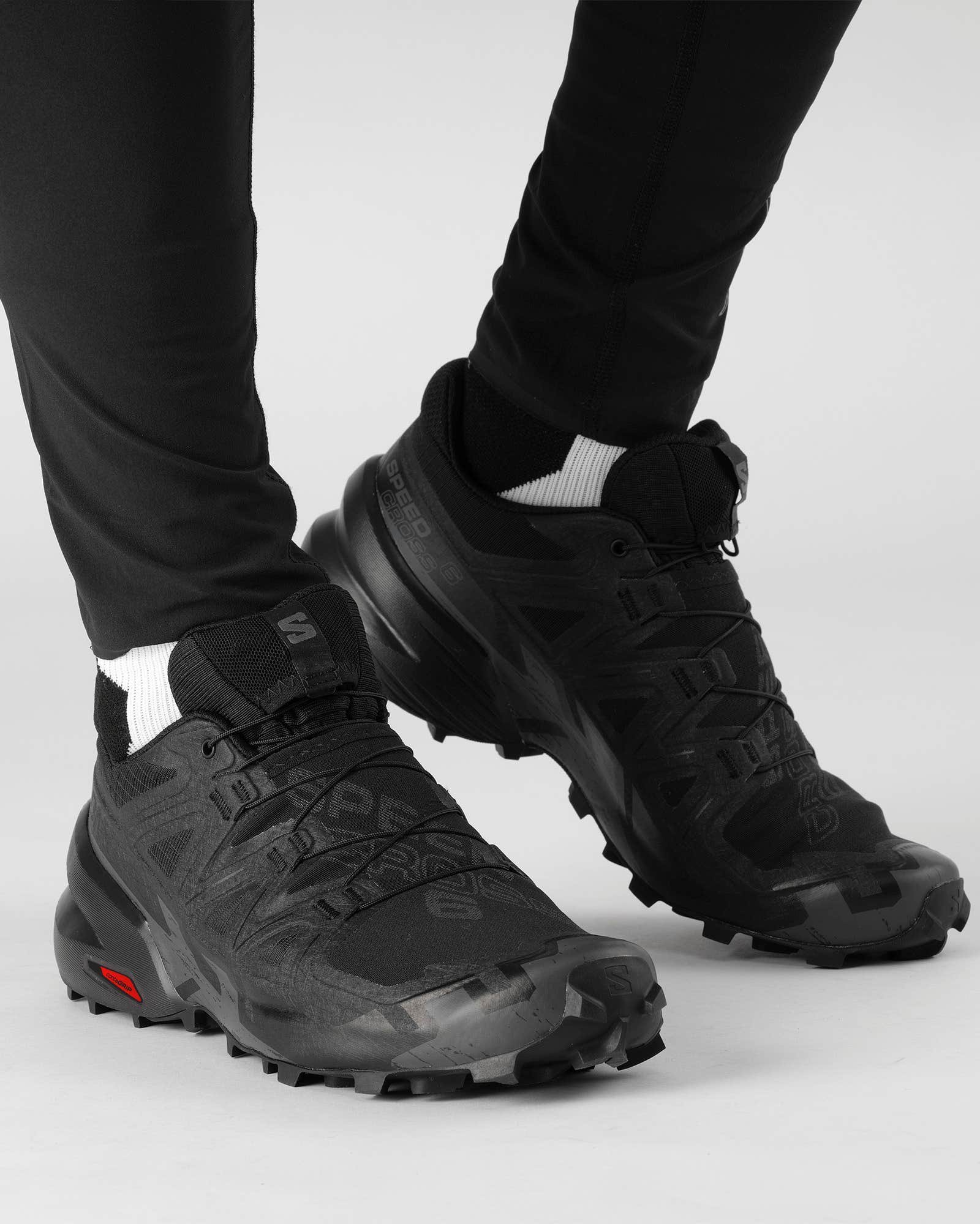 Salomon Speedcross 6 puesta, vista frontal
