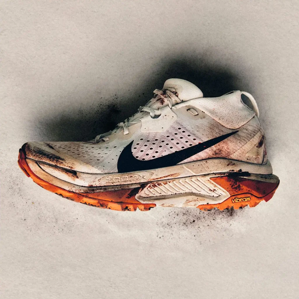Nike ACG Zegama Trail — imagen oficial del fabricante